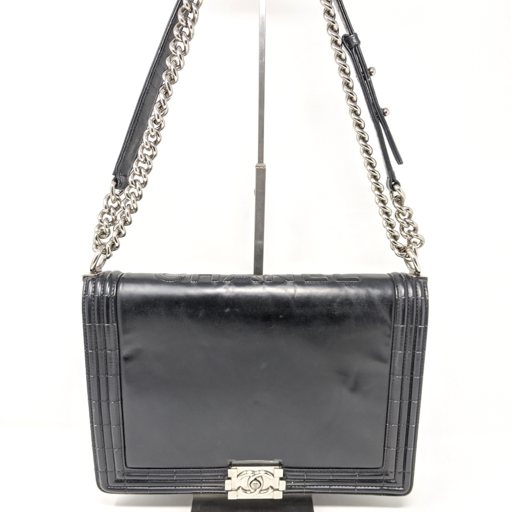 🎉HP🎉CHANEL Boy Black Flap Reverso Calfskin Bag